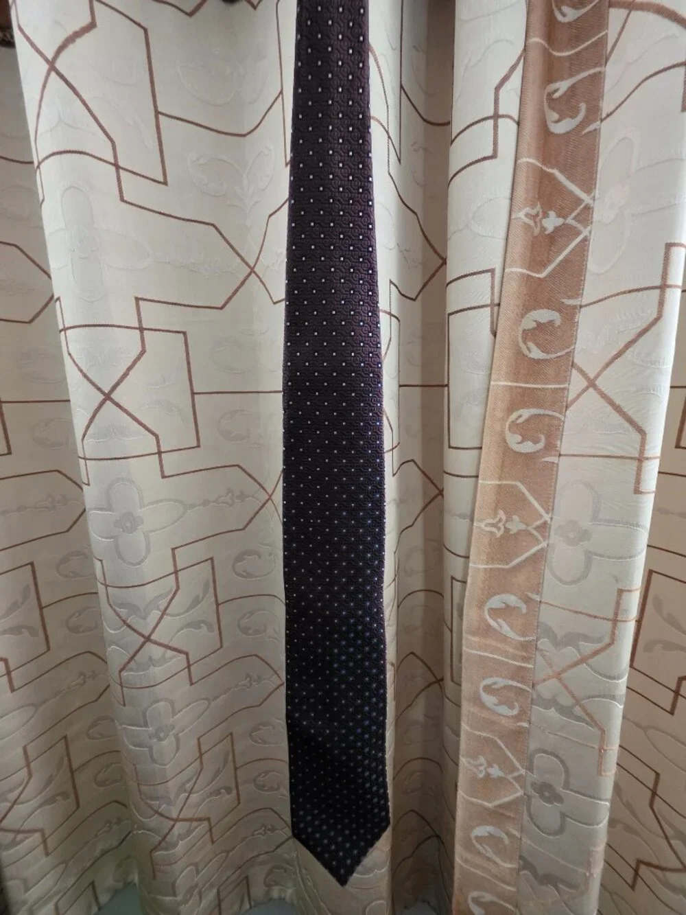 Brioni Tie  - Amaranth - NEW with tags